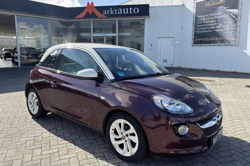 Opel Adam (2017)