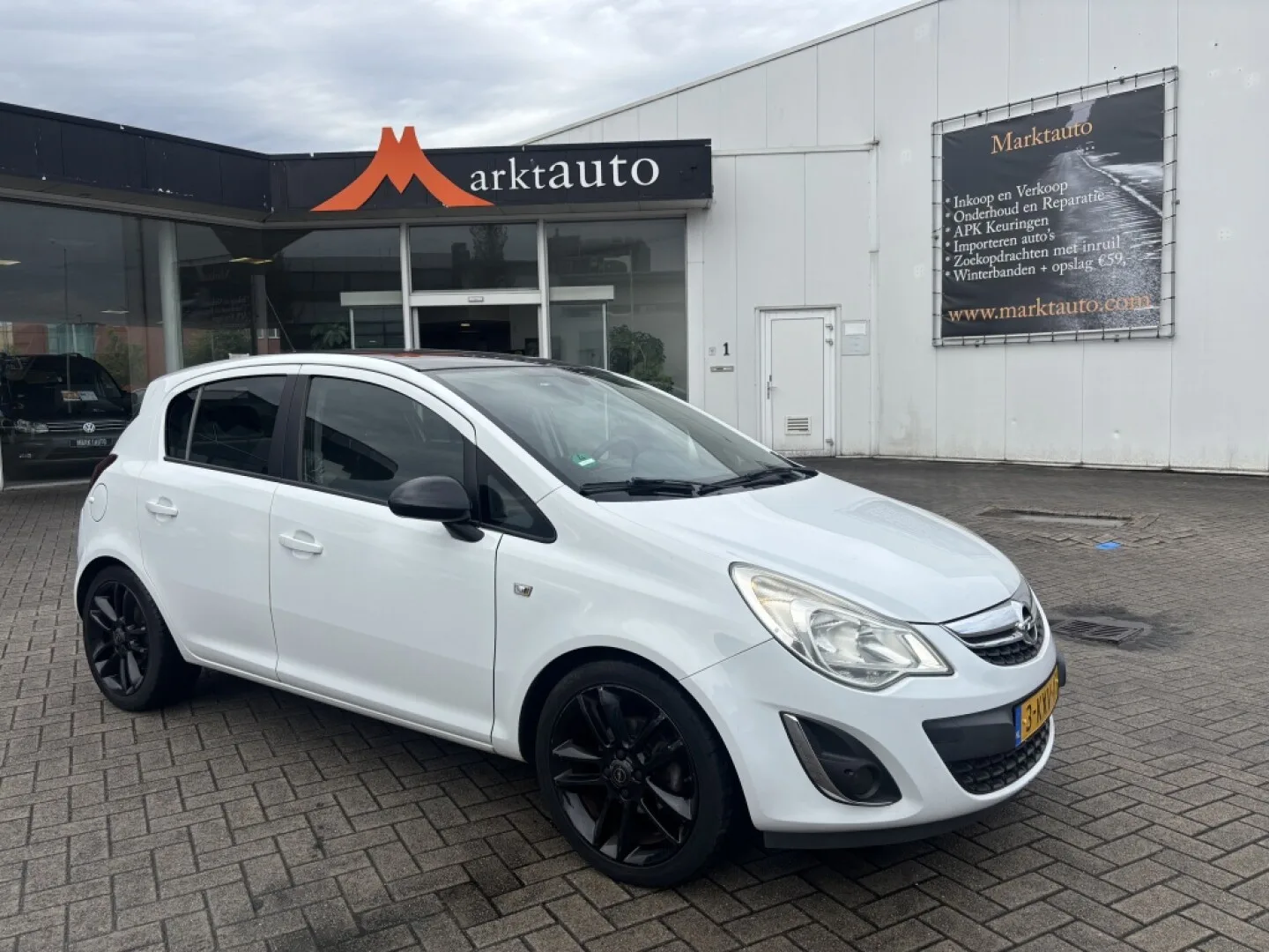Opel Corsa (2012) — foto 1