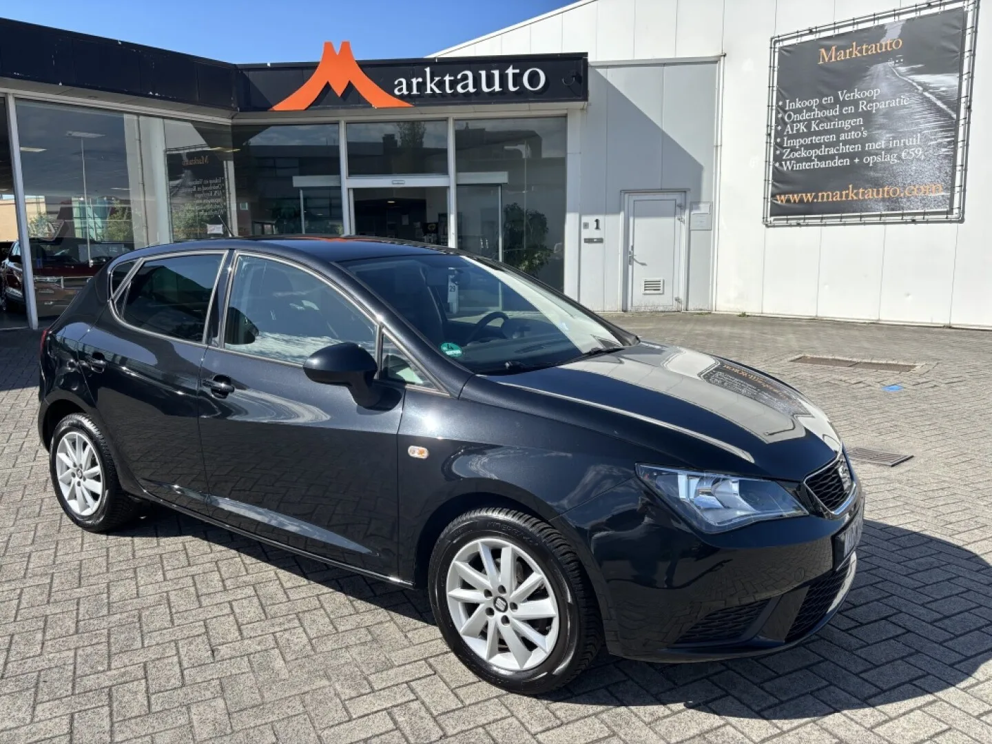 SEAT Ibiza (2014) — foto 1