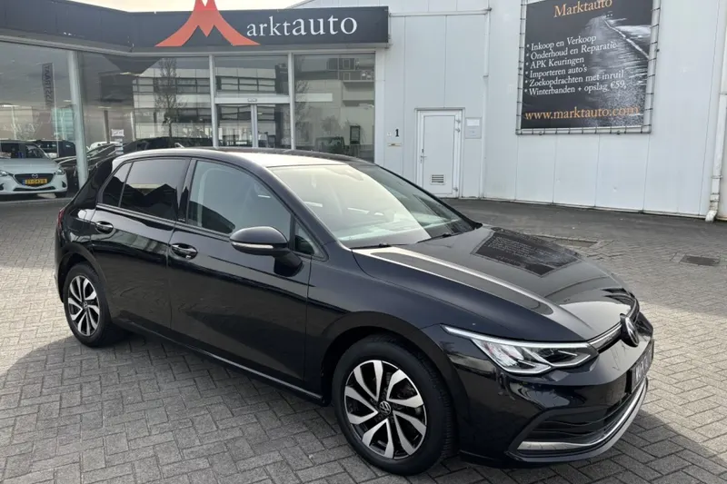 Volkswagen Golf (2021)