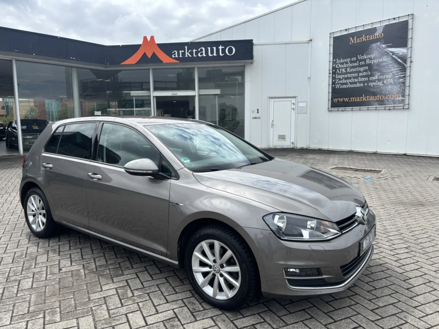 Volkswagen Golf (2015) — foto 1