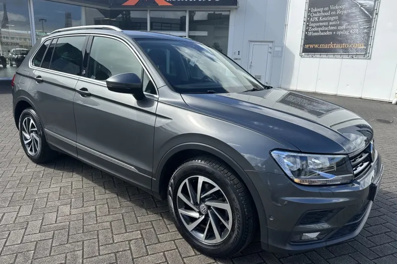 Volkswagen Tiguan (2017)