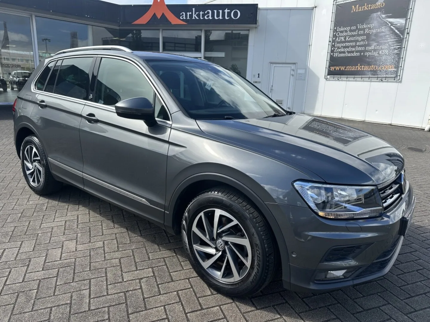 Volkswagen Tiguan (2017) — foto 1