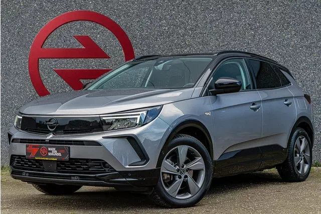 Opel Grandland (2022) — foto 1