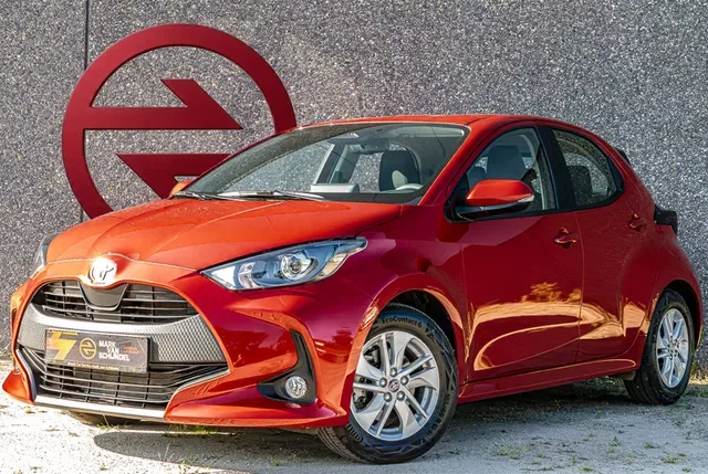 Toyota Yaris (2025) — foto 1