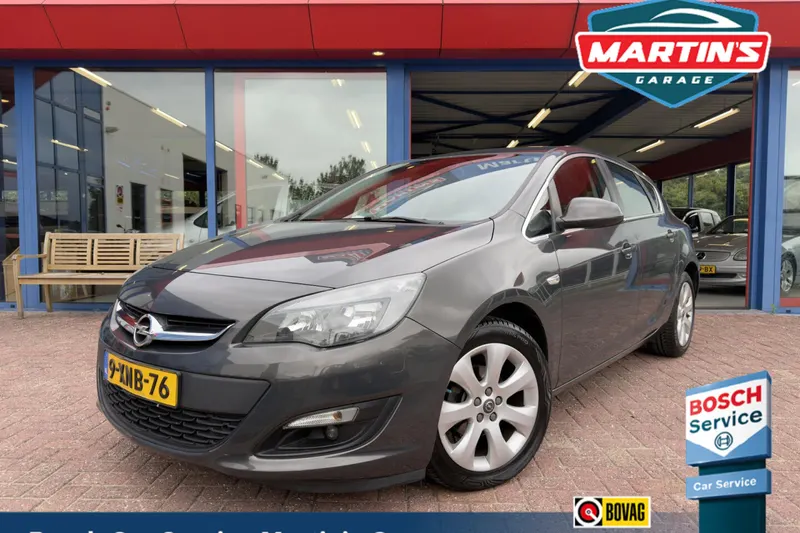 Opel Astra (2014)