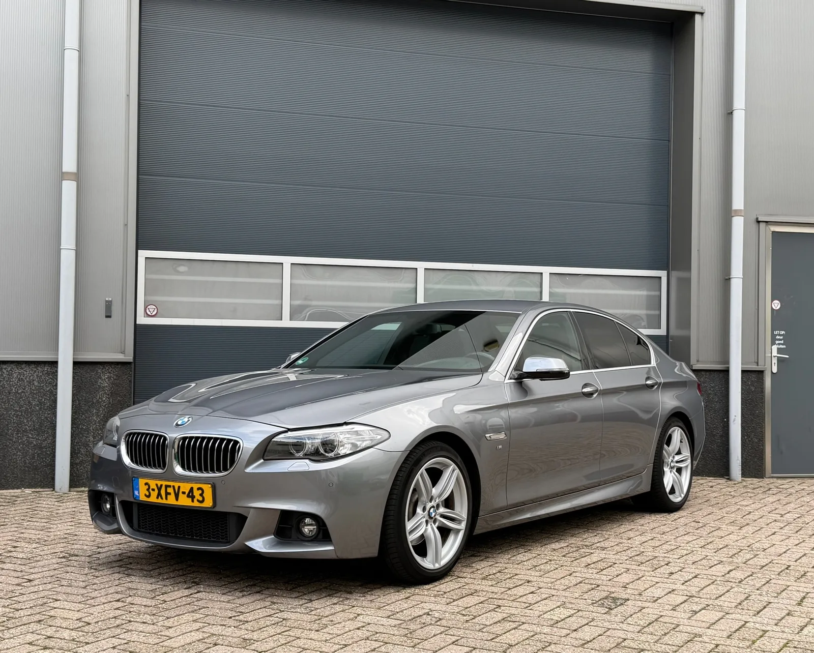 BMW 5-Serie (2014) — foto 1