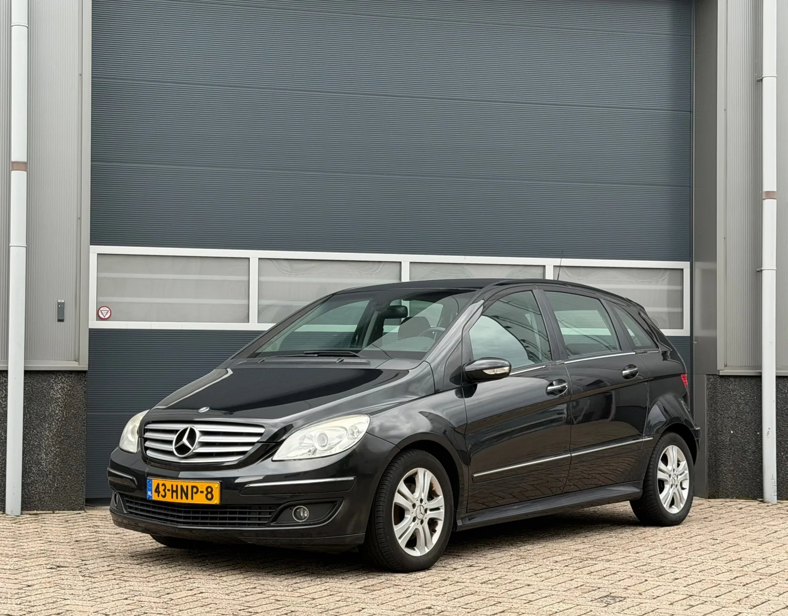 Mercedes-Benz B-Klasse (2009) — foto 1