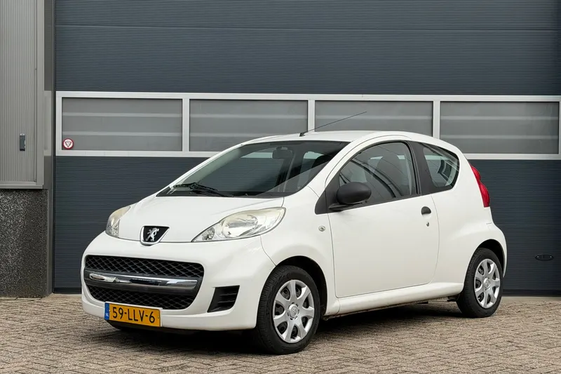 Peugeot 107 (2010)