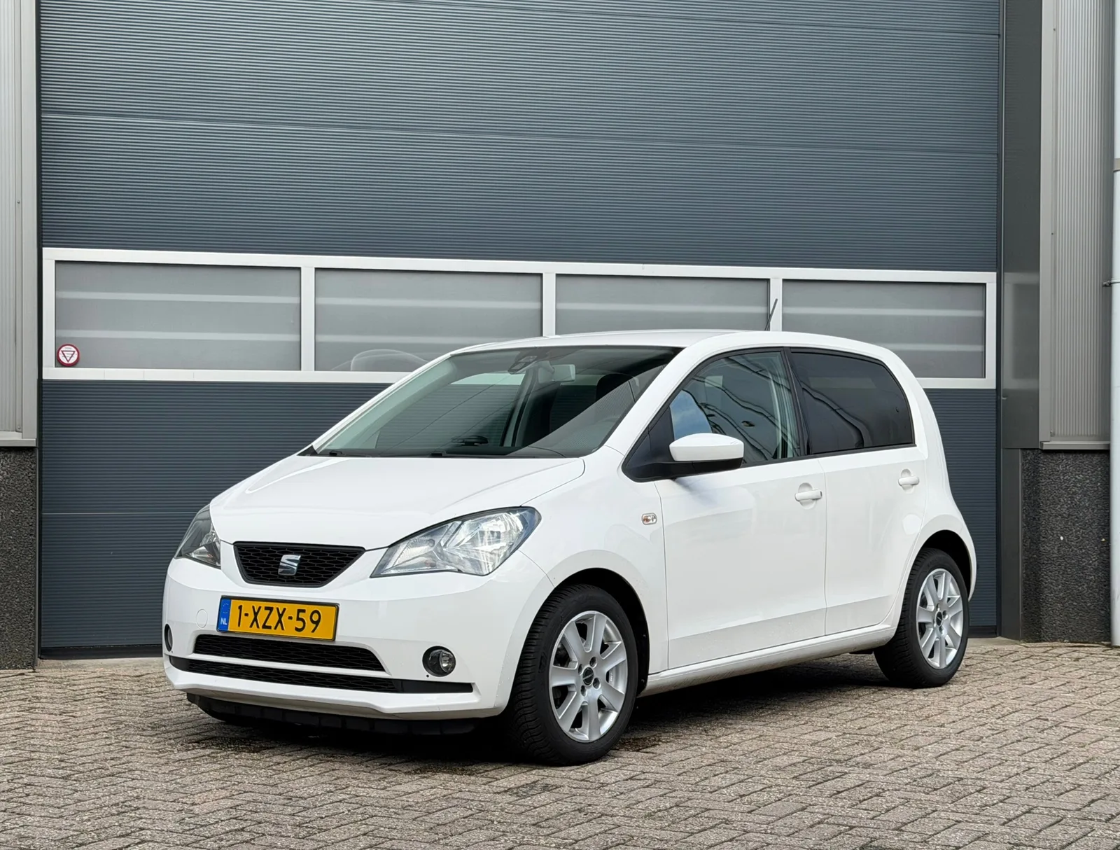 SEAT Mii (2015) — foto 1
