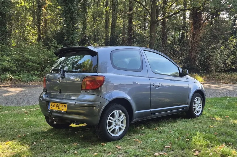 Toyota Yaris (2004)