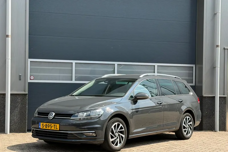 Volkswagen Golf (2019)