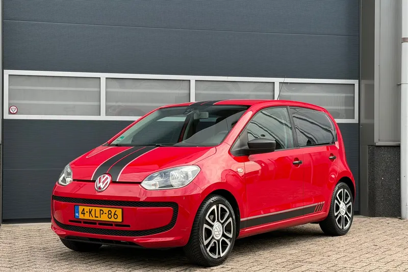 Volkswagen Up! (2013)