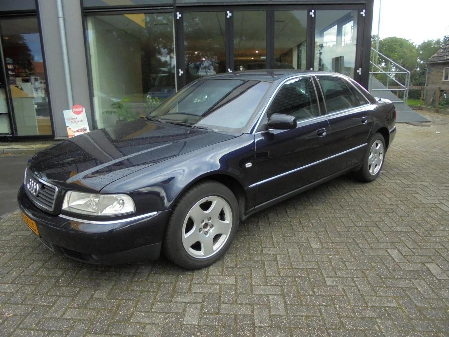 Audi A8 (2002) — foto 1