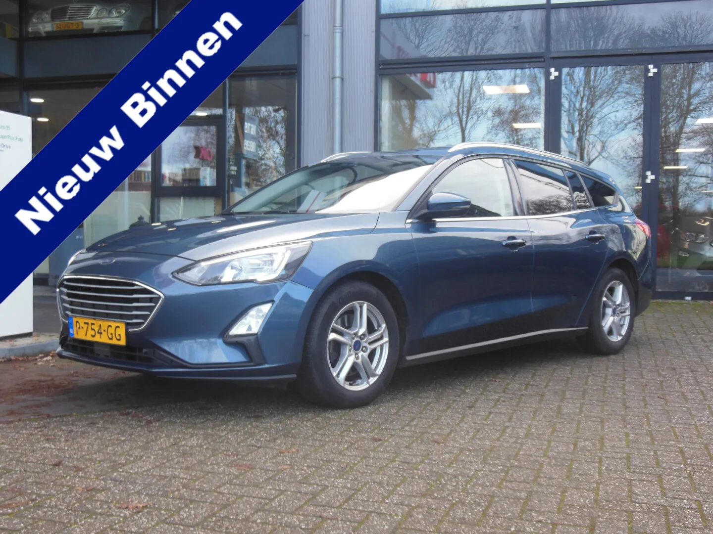 Ford Focus (2022) — foto 1