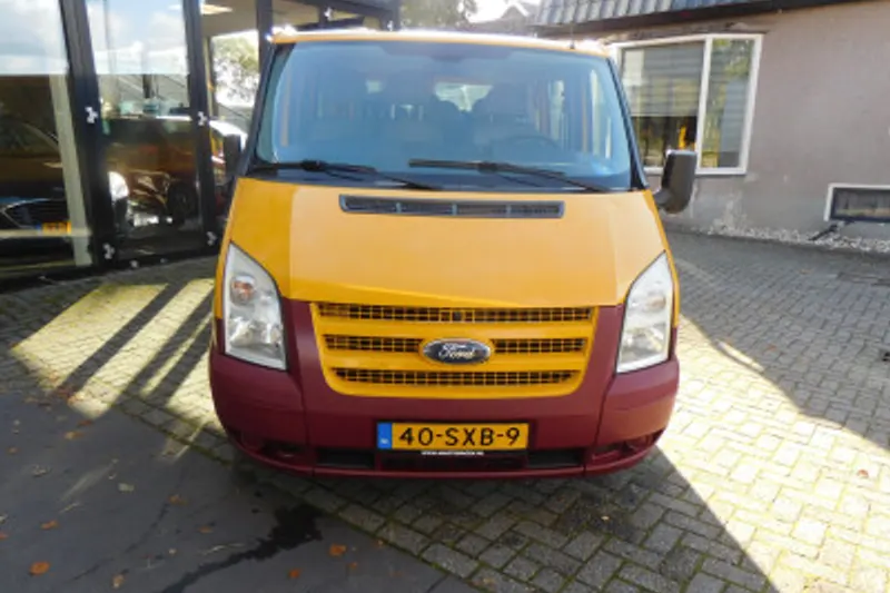 Ford Transit (2012)