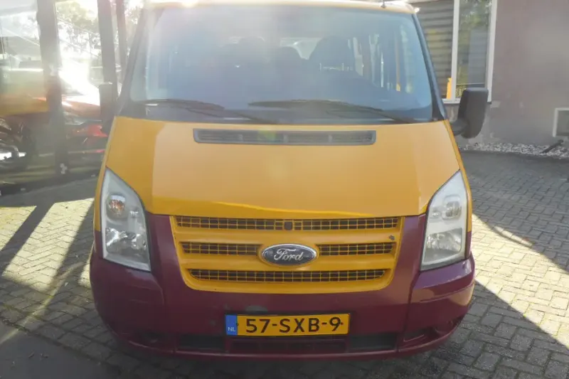 Ford Transit (2012)