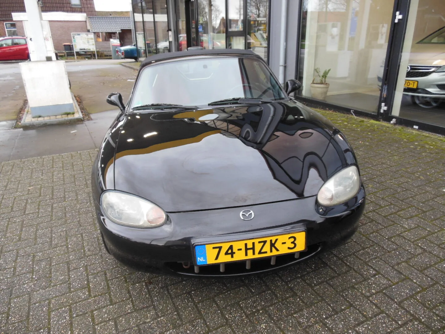 Mazda MX-5 (2000) — foto 1