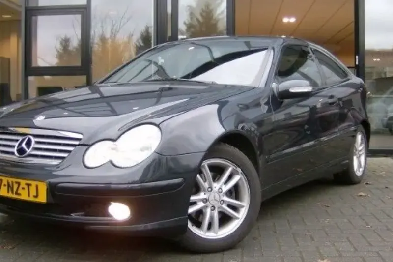 Mercedes-Benz C-Klasse (2004)