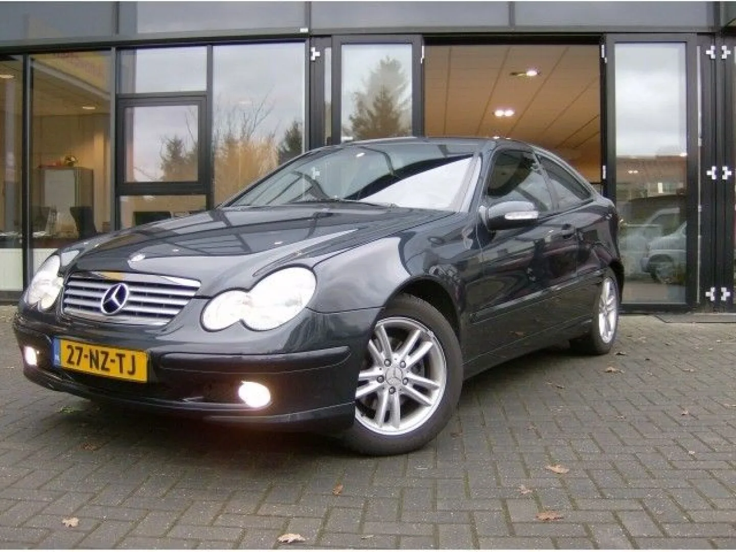 Mercedes-Benz C-Klasse (2004) — foto 1
