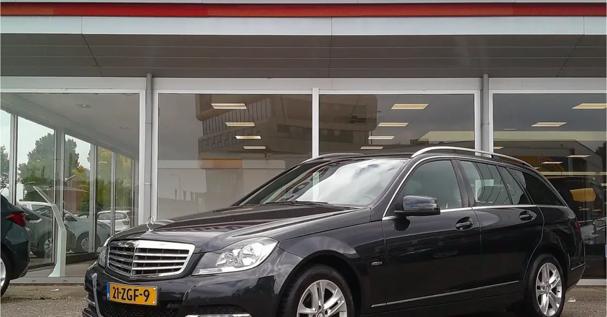 Mercedes-Benz C-Klasse (2012) — foto 1