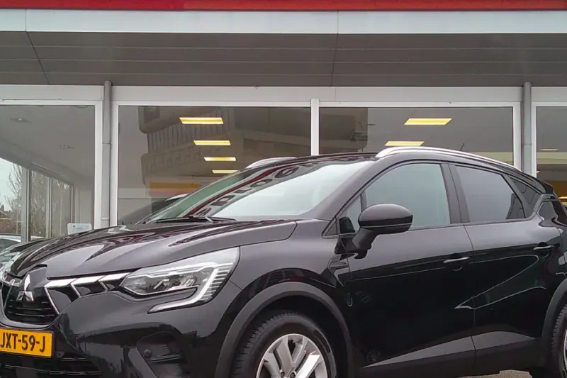Mitsubishi ASX (2023)
