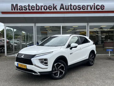Mitsubishi Eclipse Cross (2022) — foto 1