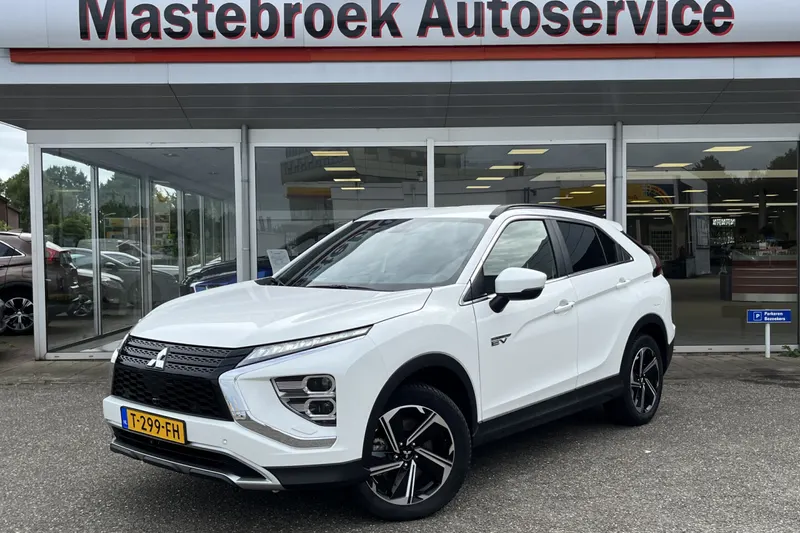 Mitsubishi Eclipse Cross (2022)