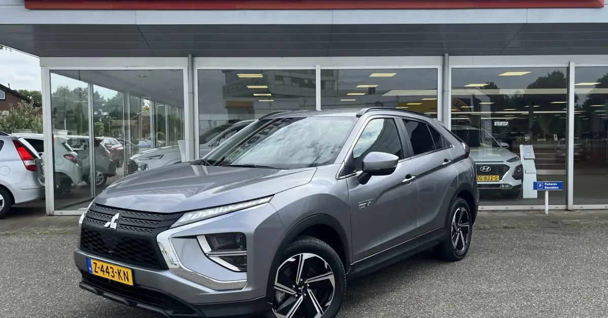 Mitsubishi Eclipse (2021) — foto 1