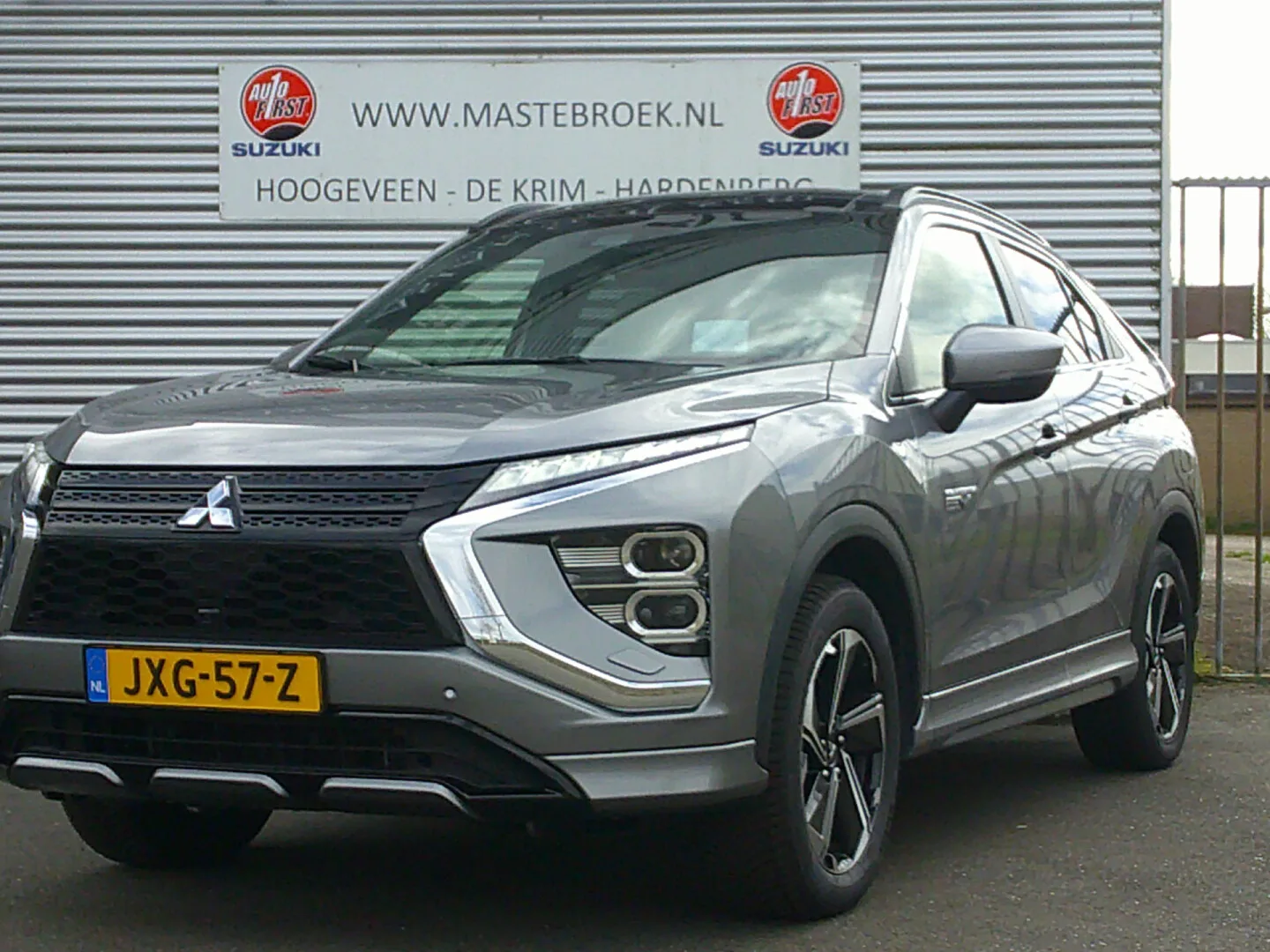 Mitsubishi Eclipse Cross (2023) — foto 1