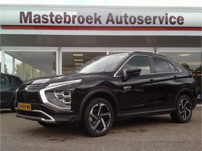 Mitsubishi Eclipse Cross (2023) — foto 1