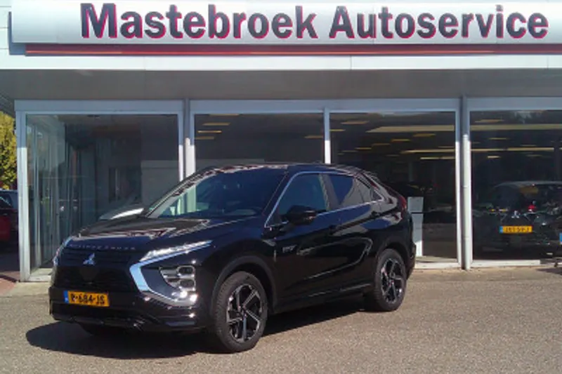 Mitsubishi Eclipse Cross (2022)