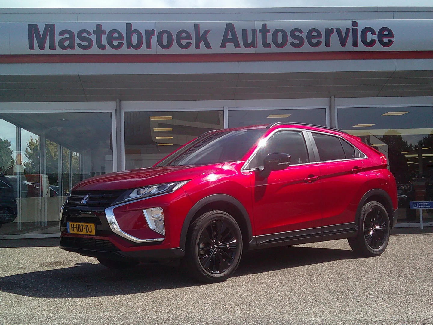 Mitsubishi Eclipse Cross (2020) — foto 1