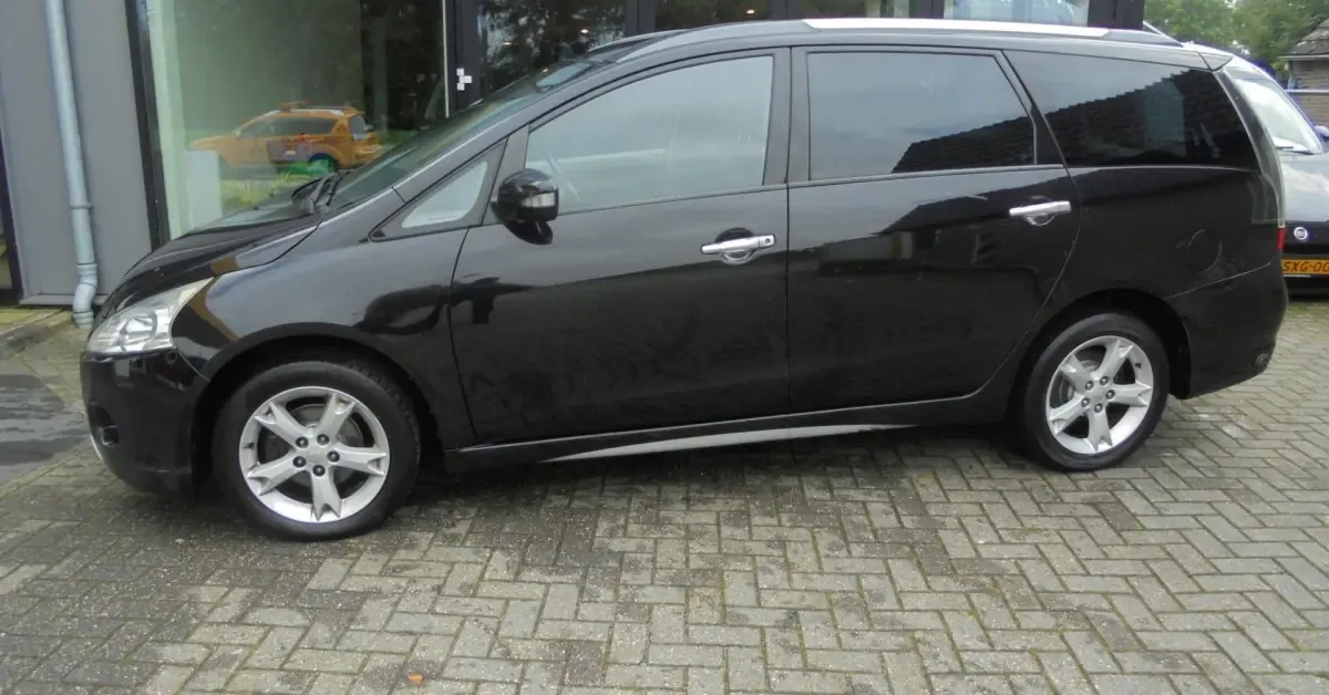 Mitsubishi Grandis (2010) — foto 1