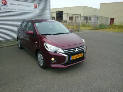 Mitsubishi Space Star (2022) — foto 1