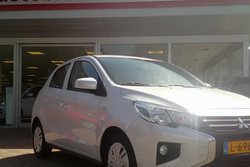 Mitsubishi Space (2021)