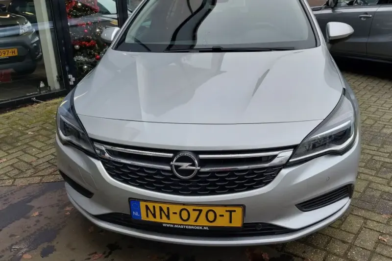 Opel Astra (2017)