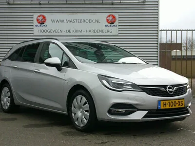 Opel Astra (2020) — foto 1