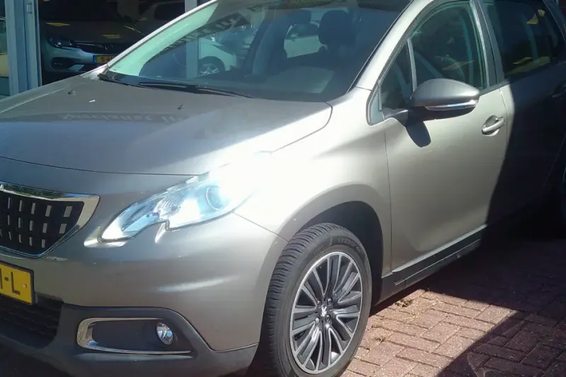 Peugeot 2008 (2017)