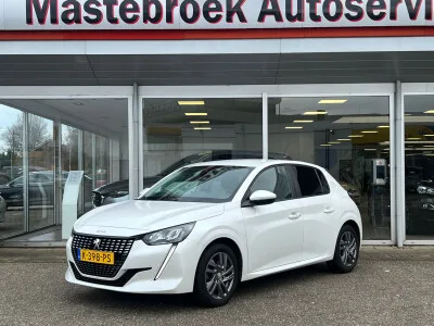 Peugeot 208 (2021) — foto 1