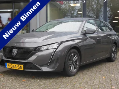 Peugeot 308 (2023) — foto 1