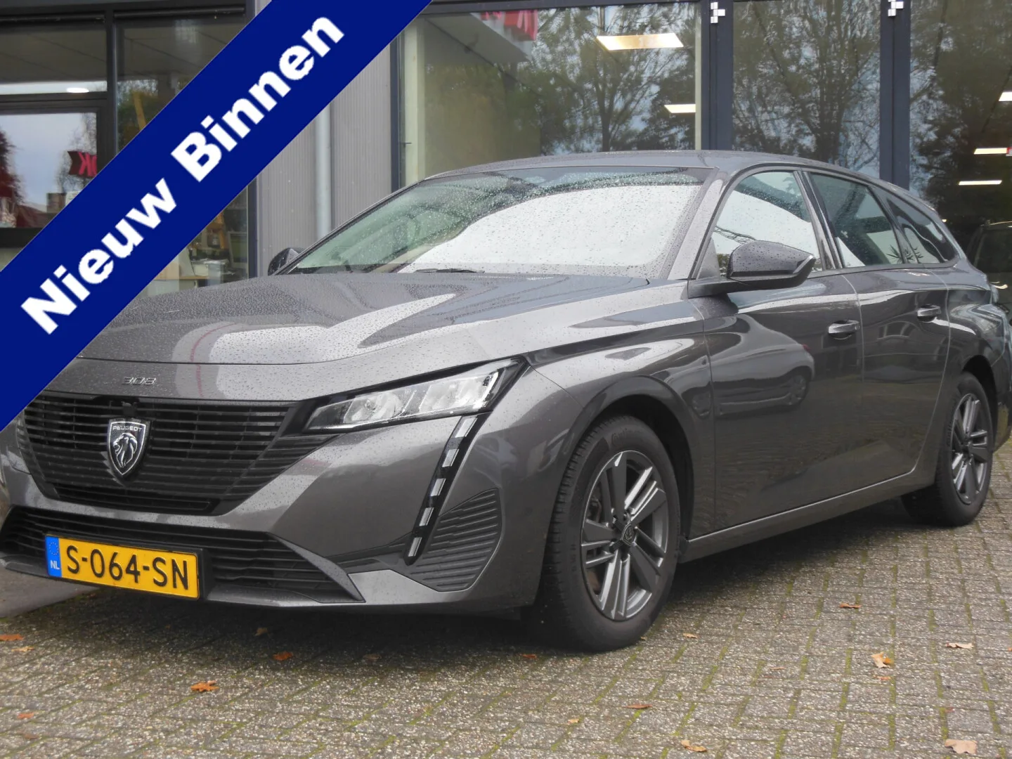 Peugeot 308 (2023) — foto 1