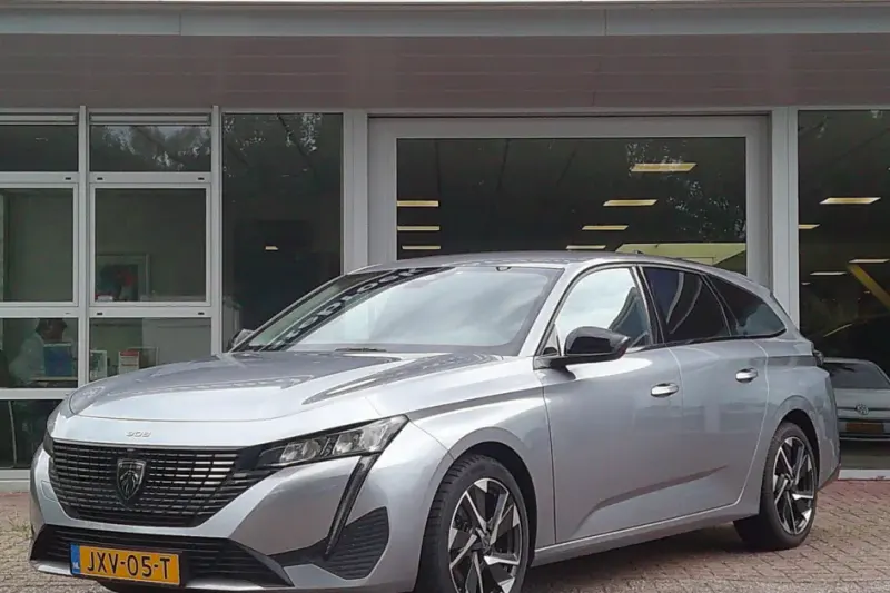 Peugeot 308 (2023)