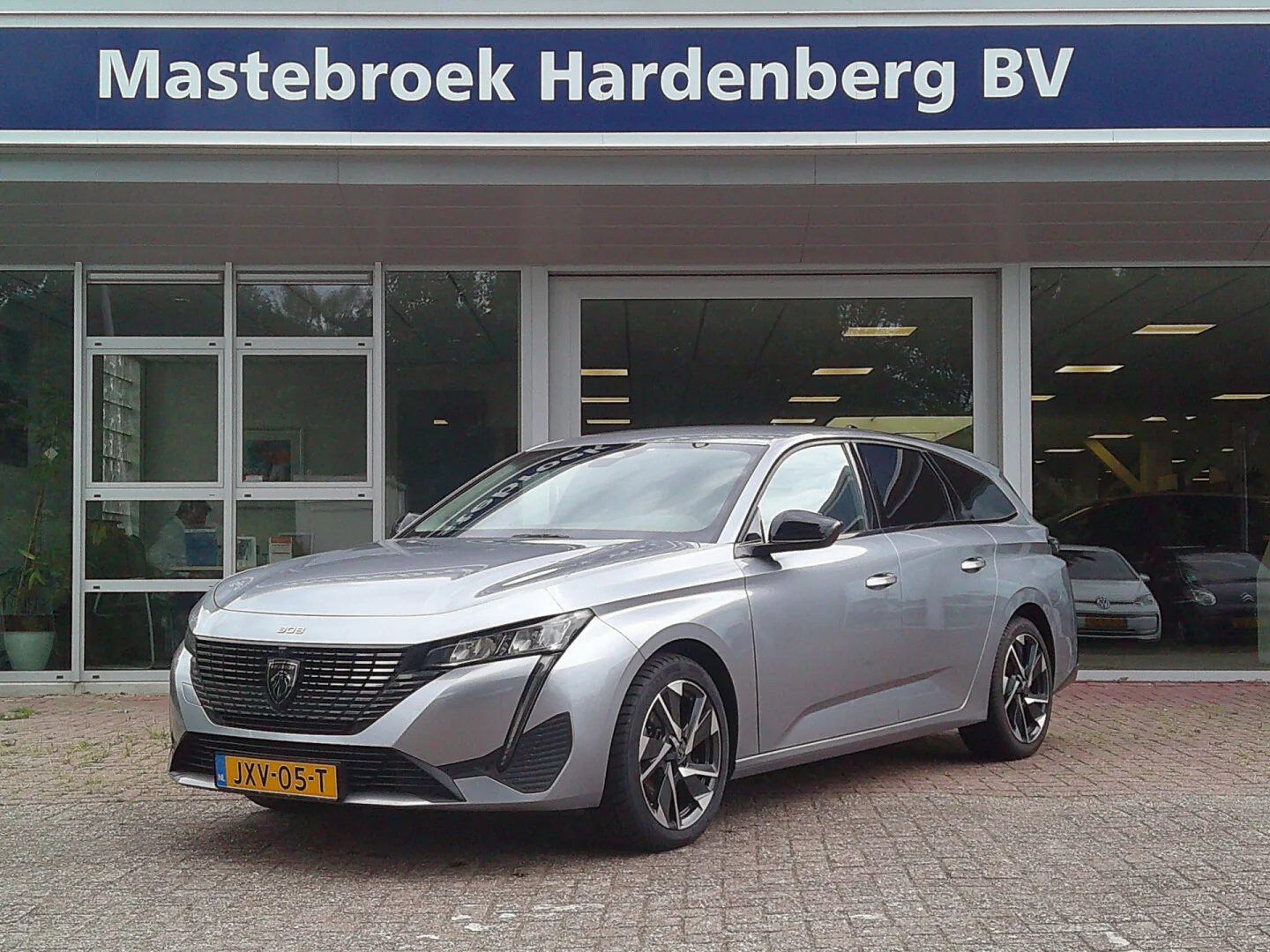 Peugeot 308 (2023) — foto 1