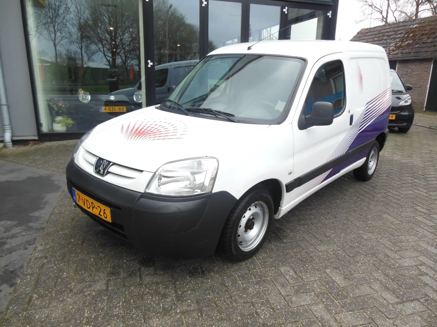 Peugeot Partner (2009) — foto 1