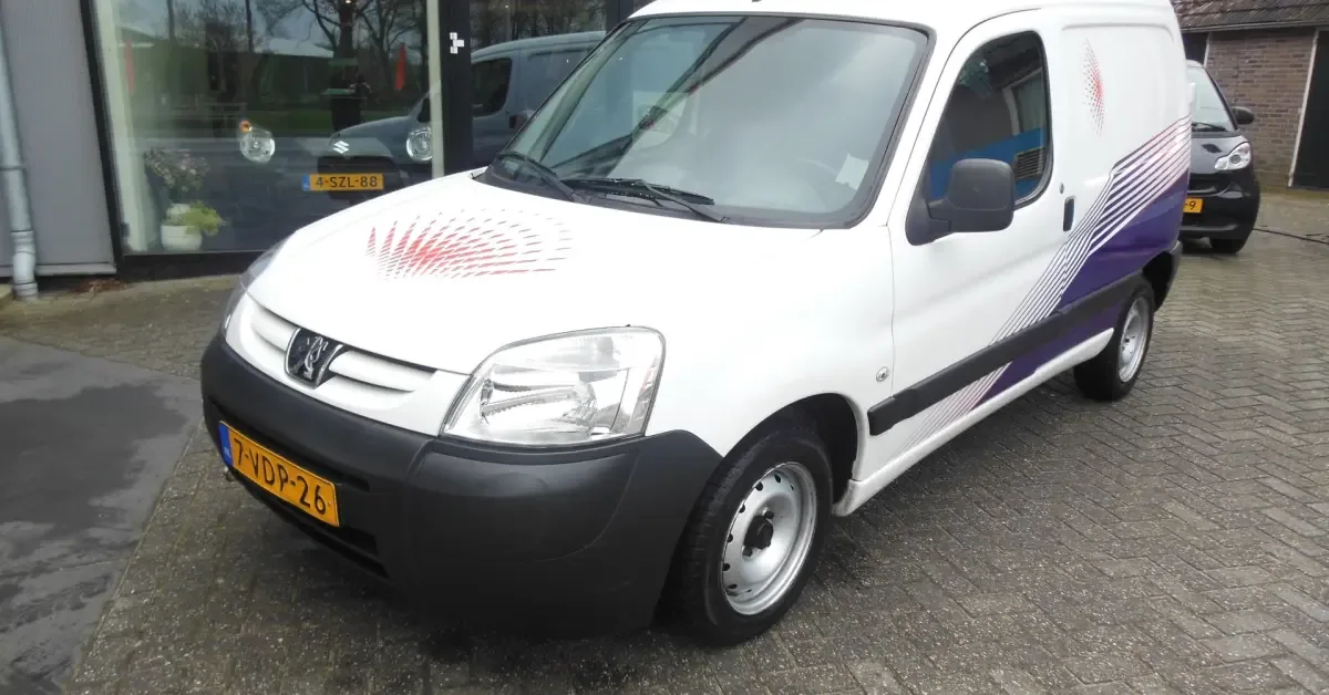 Peugeot Partner (2009) — foto 1