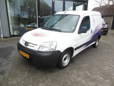 Peugeot Partner (2009) — foto 1