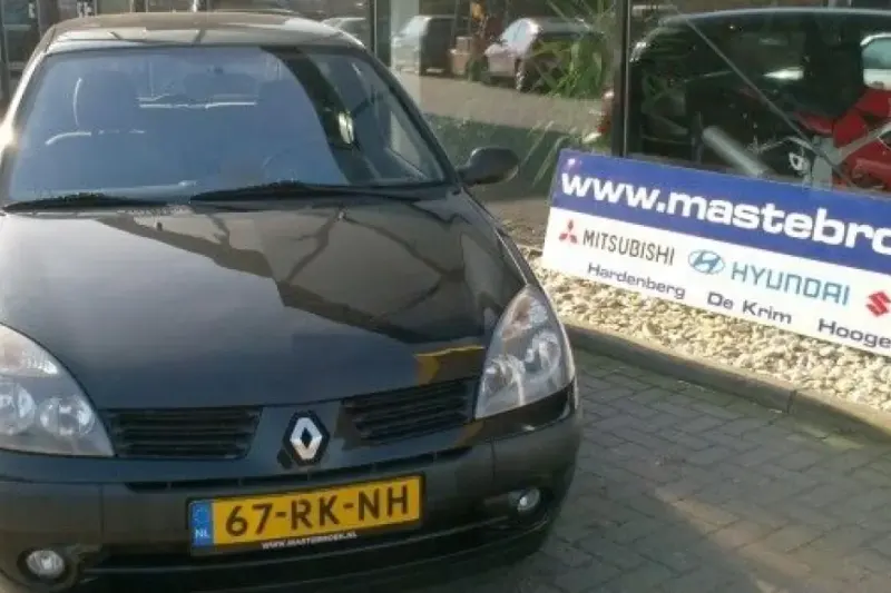 Renault Clio (2005)
