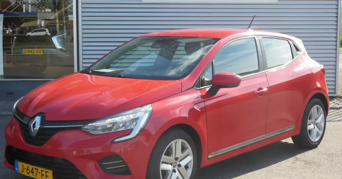 Renault Clio (2020) — foto 1