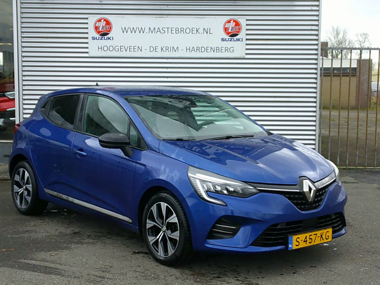 Renault Clio (2023) — foto 1
